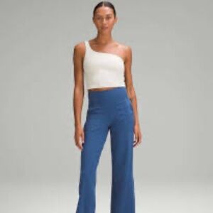 NWT Lululemon Ribbed Nulu Asymmetrical Yoga Tank